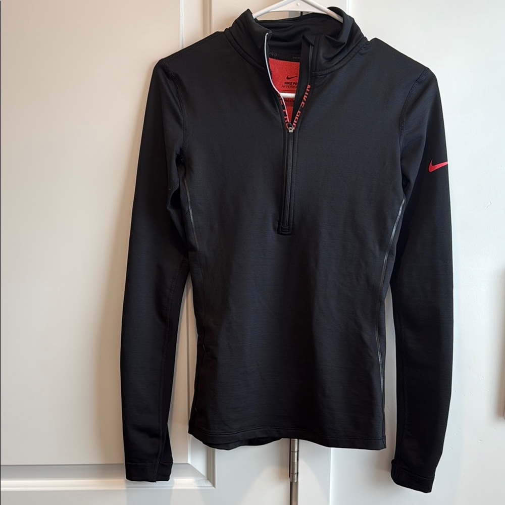 Nike Pro Women’s Hyperwarm Quarter-Zip